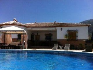 Chalet en alquiler en Alcaucín, Málaga (Costa del Sol)