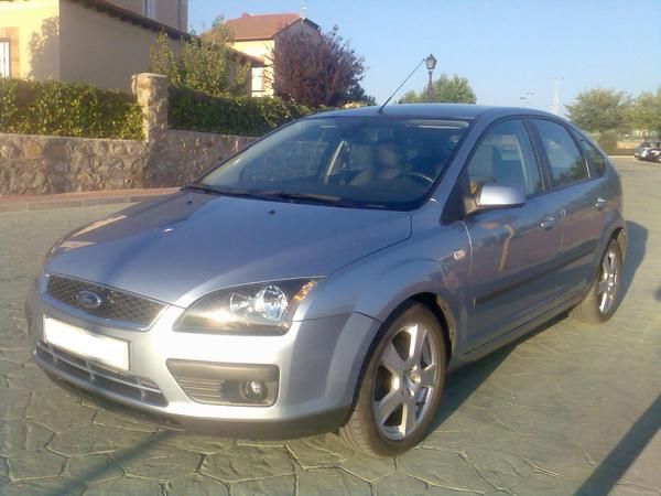 Ford Focus 1.8 Tdci 115 cv Trend año 2006. Buen estado