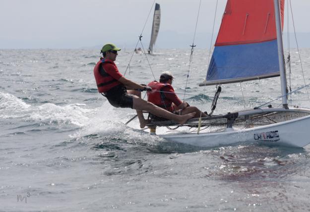 Vendo Hobie cat 16 + clases