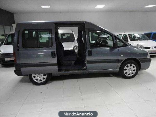 Peugeot Expert 2.0HDI Combi 9PLAZAS DOBLE PU