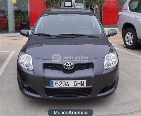 Toyota Auris 1.4 D4D Luna