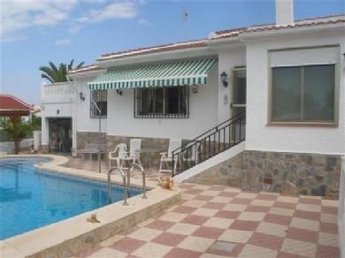 Chalet con 3 dormitorios se vende en Ciudad Quesada, Costa Blanca