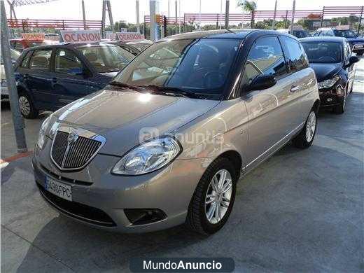 Lancia Ypsilon 1.3 JTD 90 Platino