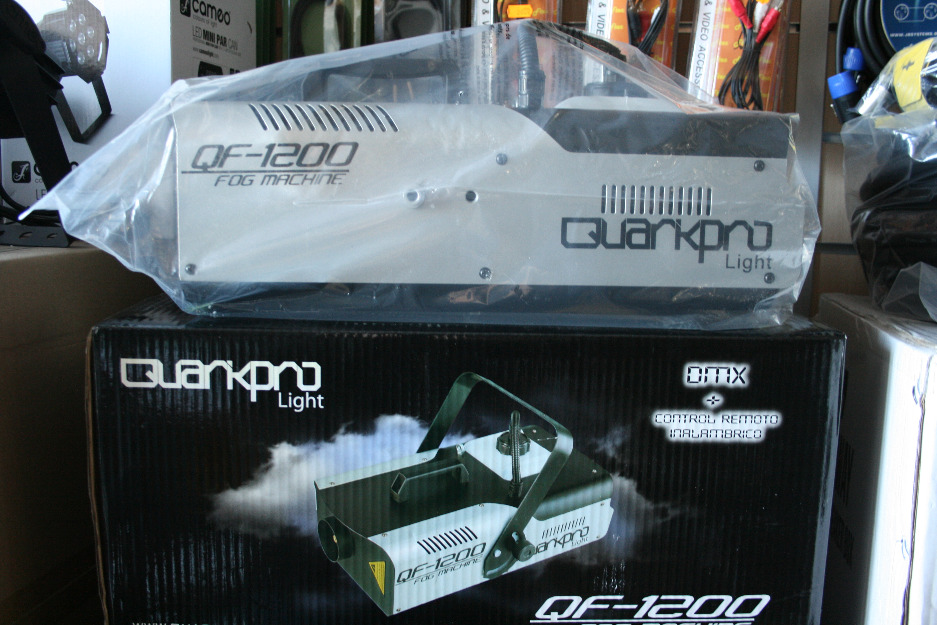 Maquina de Humo CUBIX 1200