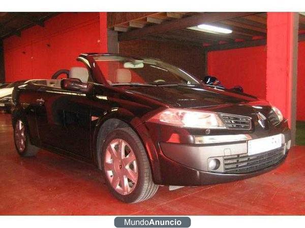 Renault Megane C.C. 2.0 Luxe Privilege \