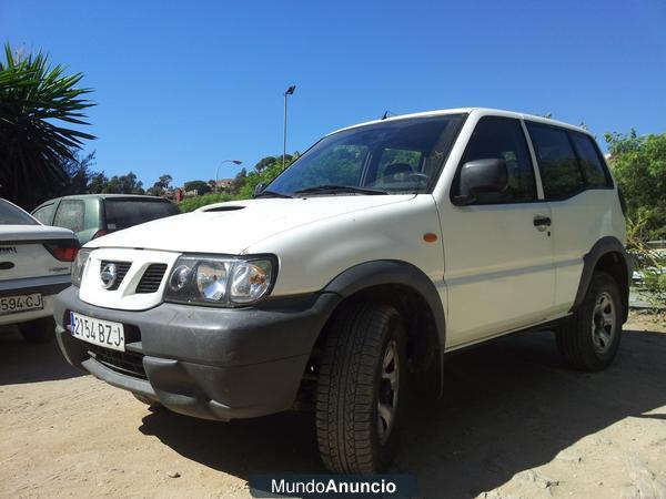 SE VENDE NISSAN TERRANO II  COMFORT 2700 TDI 125CV