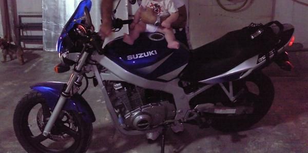 SUZUKI GS 500