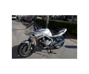 YAMAHA XJ 600