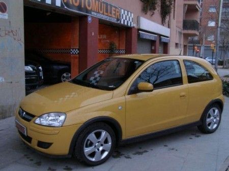 OPEL CORSA 1.2 SILVERLANE 16 V. - Girona