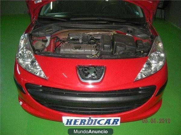 Peugeot 207 Confort 1.4 75